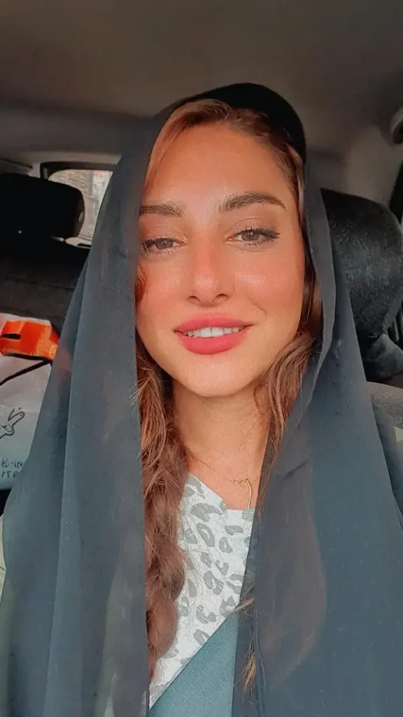 شقایق مولایی